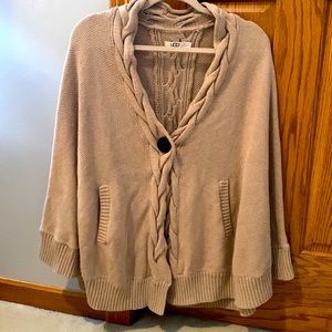UGG TAN OVERSIZED WOVEN PONCHO-SZ XS/S